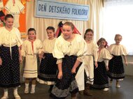 Detský folklórny súbor Sielnica z Lazian